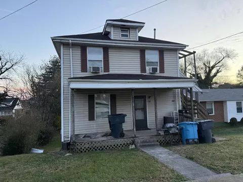 1710 NW Mercer Ave NW #2, Roanoke, VA 24017