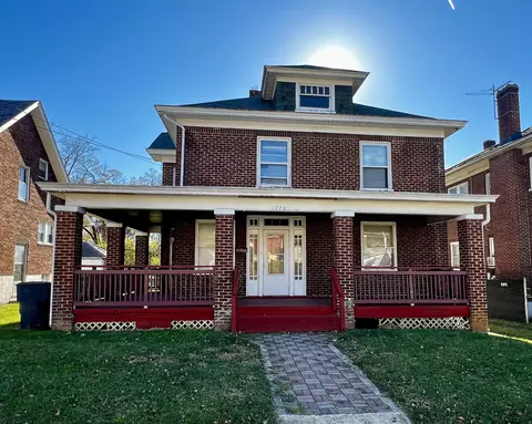1726 Chapman Ave SW, Roanoke, VA 24016