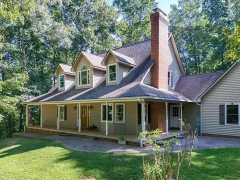 578 Kyles Mill Rd, Buchanan, VA 24066
