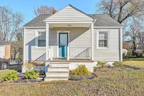 3911 Michigan Ave NW, Roanoke, VA 24017
