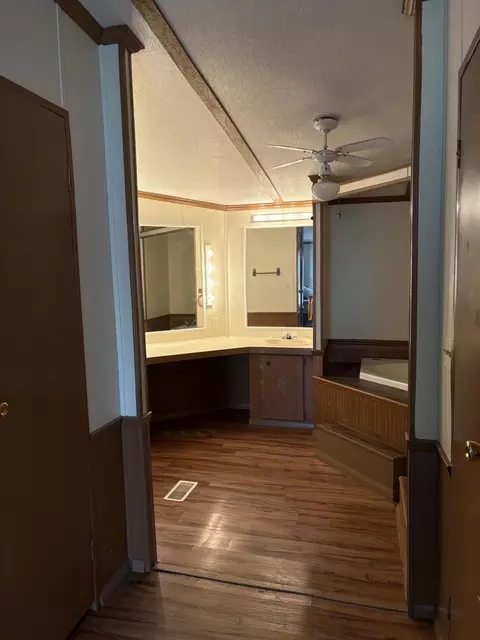 125 Compton Dr, Elliston, VA 24087 photo 8