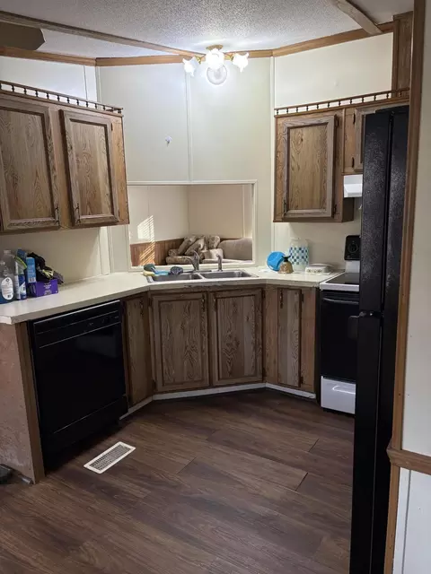 125 Compton Dr, Elliston, VA 24087 photo 5