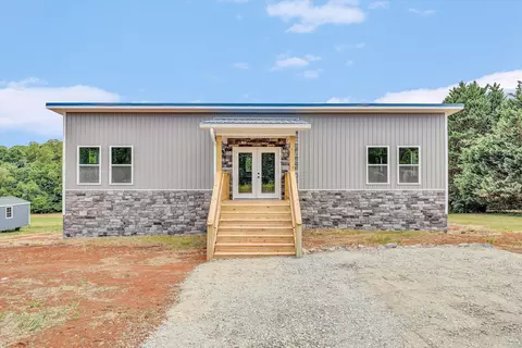 670 Wysong Mill Rd, Hardy, VA 24101