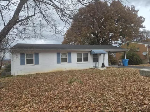 3871 Long Meadow Ave NW, Roanoke, VA 24017