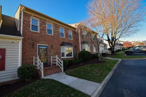 3750 Kenwick Trl, Roanoke, VA 24018