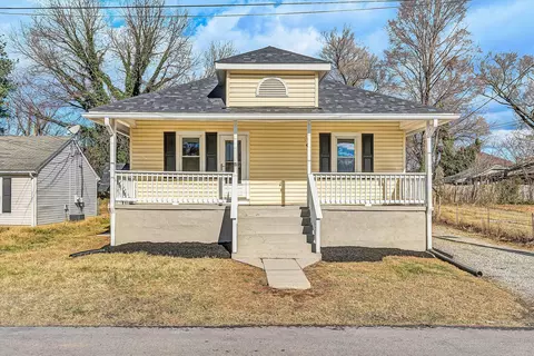832 Mississippi Ave NE, Roanoke, VA 24012