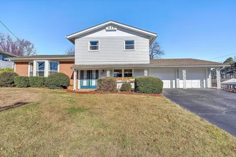 1815 June Dr, Roanoke, VA 24019