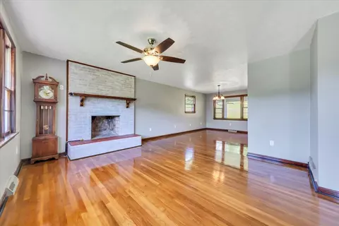 Living - 1108 E Dolly Ann Dr, Covington, VA 24426 photo 2 of 6