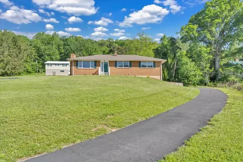 Exterior - 1108 E Dolly Ann Dr, Covington, VA 24426 photo 9 of 12