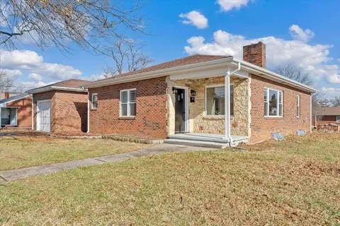 202 N Bruffey St, Salem, VA 24153
