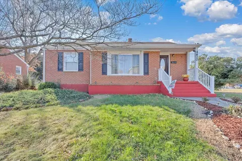 4820 Rutgers St NW, Roanoke, VA 24012