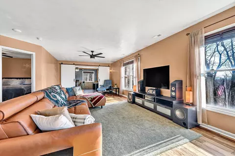 Living - 1311 Walnut Shell Dr, Vinton, VA 24179 photo 1 of 4