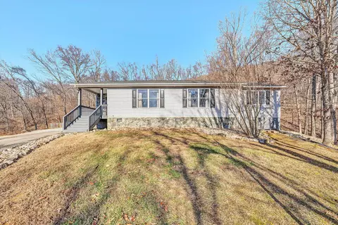 Exterior - 1311 Walnut Shell Dr, Vinton, VA 24179 photo 14 of 17