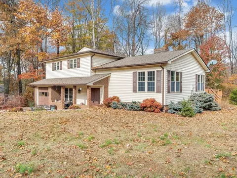 Exterior - 138 Carriage Ct, Ridgeway, VA 24148 photo 3 of 14