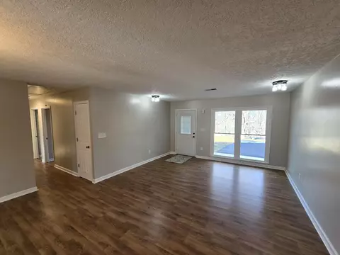 Living - 120 Tiki Ter, Goodview, VA 24095 photo 3 of 5