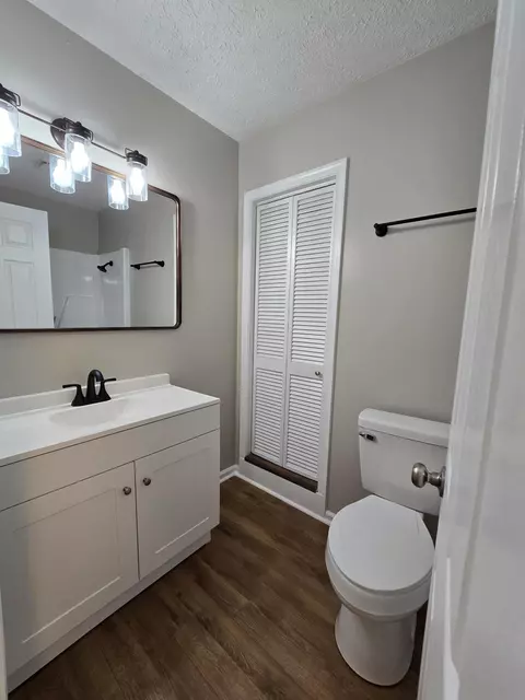 Bath - 120 Tiki Ter, Goodview, VA 24095 photo 3 of 4