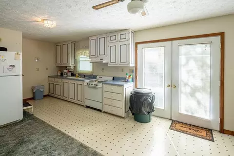 Kitchen - 14 River View Ave, Buffalo Junction, VA 24529 photo 4 of 4