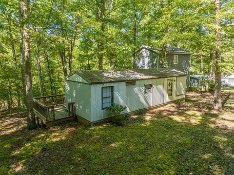 Exterior - 14 River View Ave, Buffalo Junction, VA 24529 photo 9 of 20