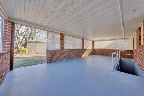 Exterior - 3302 Frontier Rd NW, Roanoke, VA 24012 photo 5 of 5