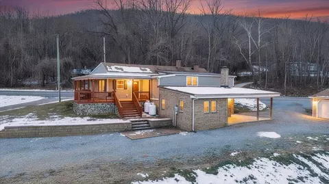 2412 Quarterwood Rd, Montvale, VA 24122