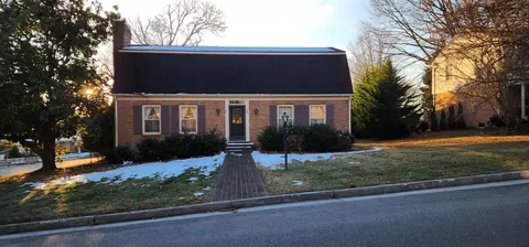 801 Dickerson Ln, Blacksburg, VA 24060