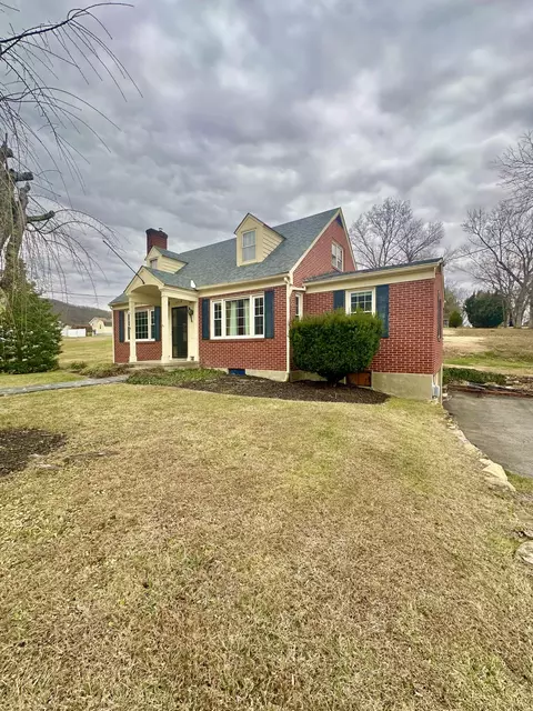 2714 Jackson River Rd, Covington, VA 24426 photo 6