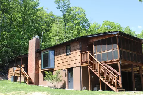 Exterior - 7923 Poor Mountain Rd, Bent Mountain, VA 24059 photo 5 of 18