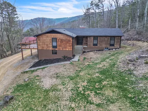 Exterior - 7923 Poor Mountain Rd, Bent Mountain, VA 24059 photo 6 of 18