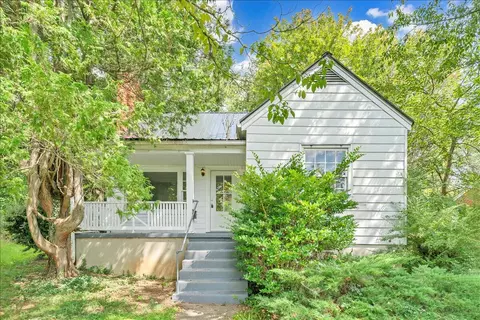 817 Hanover Ave NW, Roanoke, VA 24016