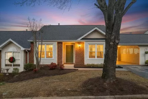6936 Scotch Pine Ln, Roanoke, VA 24019