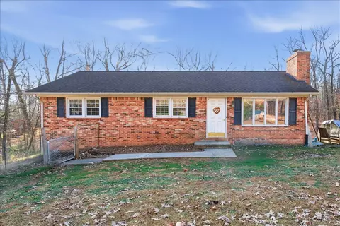 2835 Edwardsville Rd, Hardy, VA 24101