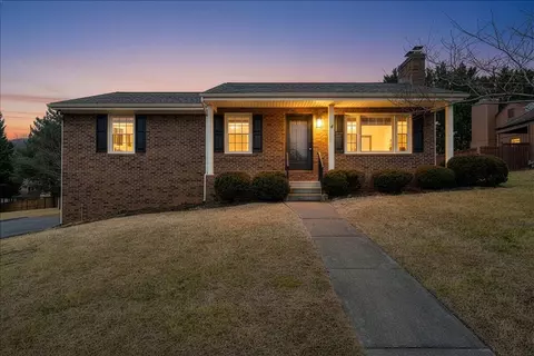 5030 Jonathan Ln, Roanoke, VA 24019