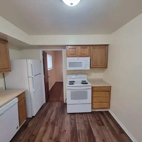 Kitchen - 655 Timberidge Rd, Vinton, VA 24179 photo 2 of 2