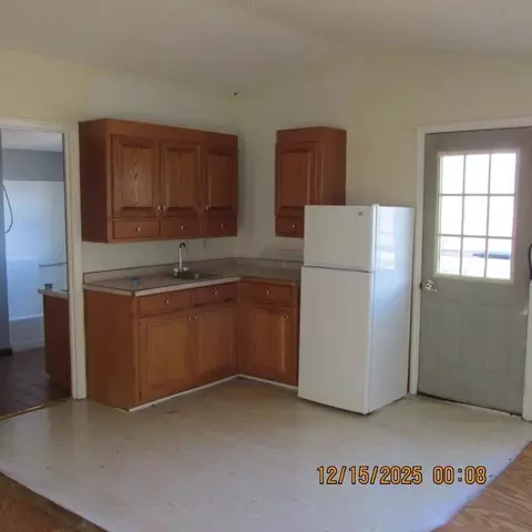 Kitchen - 465 Mcmoon Ln, Stuart, VA 24171 photo 4 of 4
