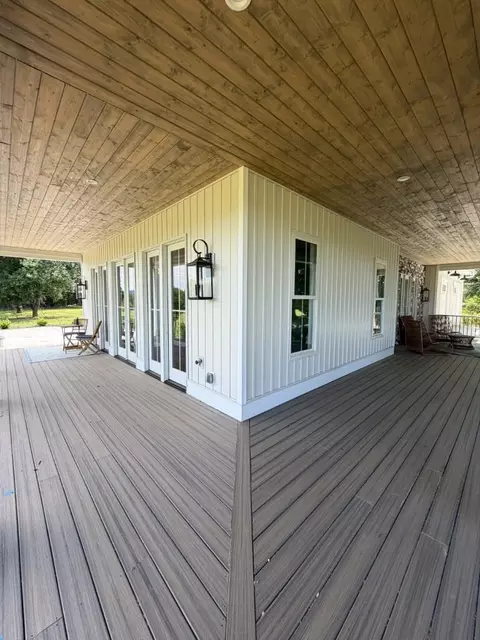 Exterior - 3741 Lowry Rd, Goode, VA 24556 photo 3 of 8