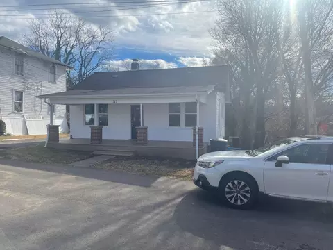 717 Mississippi Ave NE, Roanoke, VA 24012