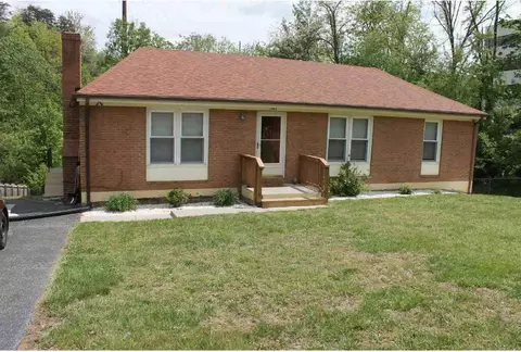 3732 Janney Ln, Roanoke, VA 24018