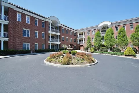 2125 Yellow Mountain Rd SE #101, Roanoke, VA 24014