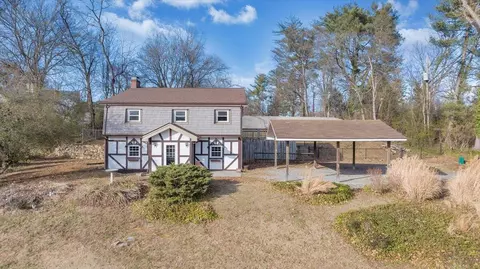 4315 Cravens Creek Rd SW, Roanoke, VA 24018