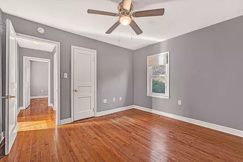Bedroom - 729 Windsor Ave SW, Roanoke, VA 24015 photo 4 of 5