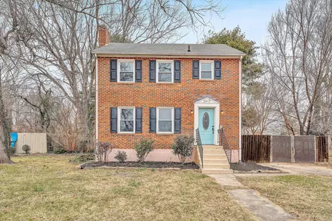 2819 Kennedy St NE, Roanoke, VA 24012