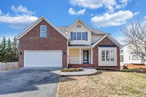 7915 Lanasey Dr, Roanoke, VA 24019
