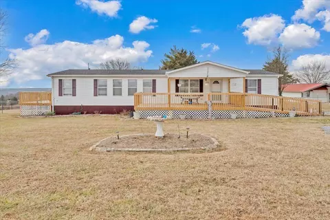 1421 Mob Creek Rd, Bedford, VA 24523