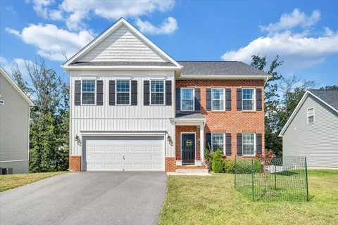 4933 Warrior Dr, Salem, VA 24153