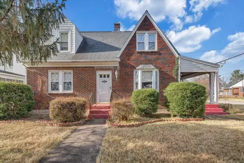301 Idaho St, Salem, VA 24153