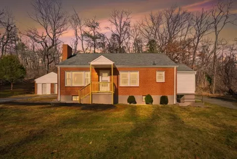 4149 Welcome Valley Rd SE, Roanoke, VA 24014