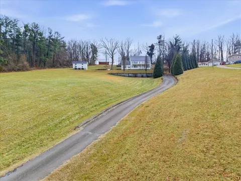 Exterior - 9419 Franklin St, Ferrum, VA 24088 photo 8 of 25