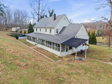 Exterior - 9419 Franklin St, Ferrum, VA 24088 photo 11 of 25