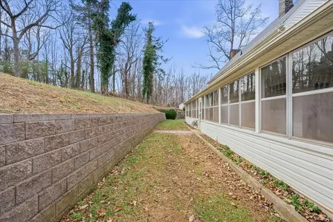 Exterior - 9419 Franklin St, Ferrum, VA 24088 photo 15 of 25