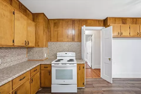 Kitchen - 9419 Franklin St, Ferrum, VA 24088 photo 3 of 4